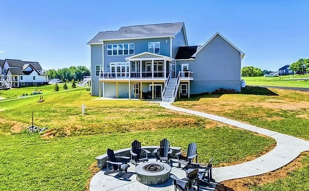 Private Pointe near Lake Anna, Virginia